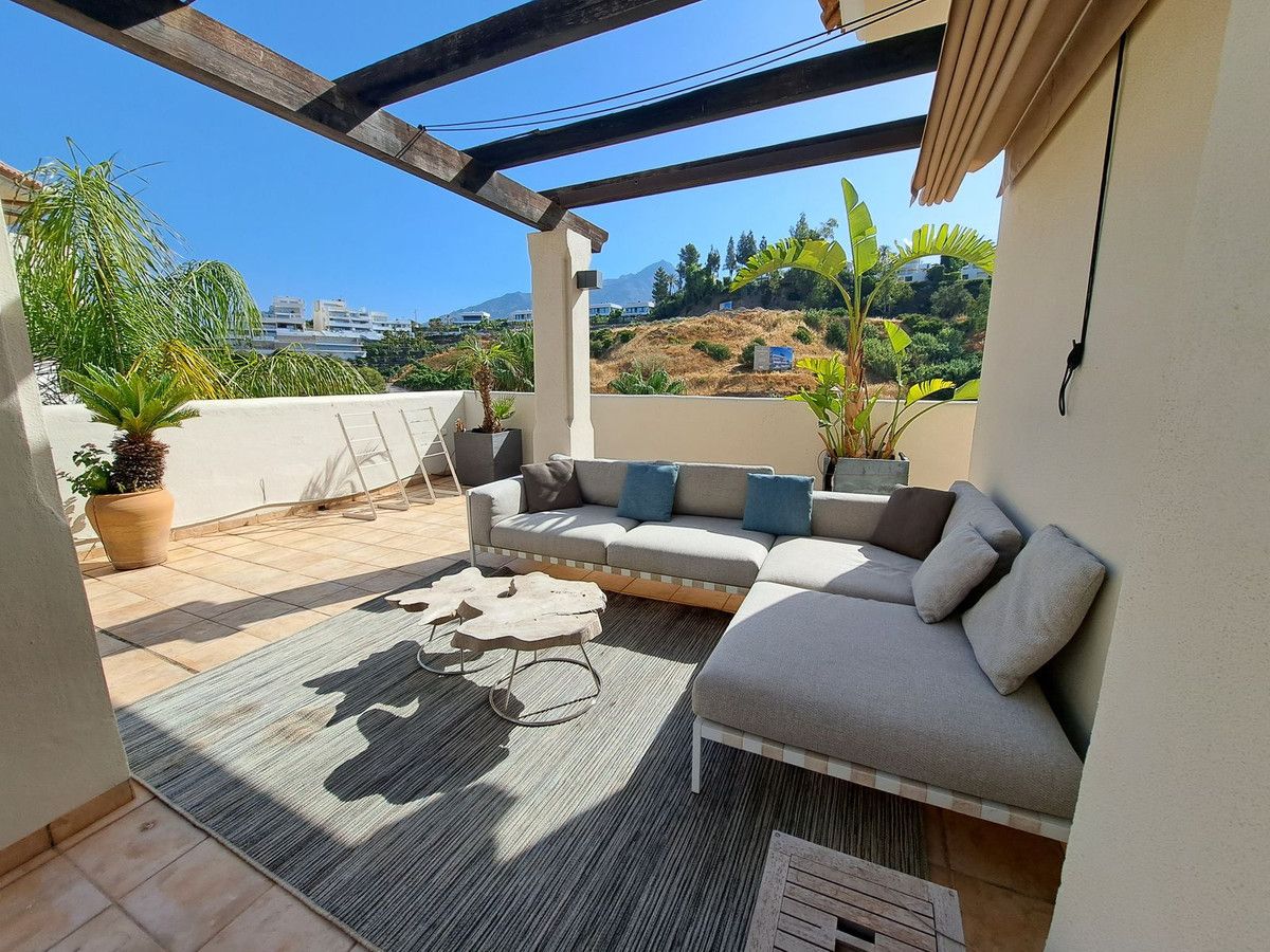 Penthouse Duplex in Nueva Andalucía, Nueva Andalucía, 8/12