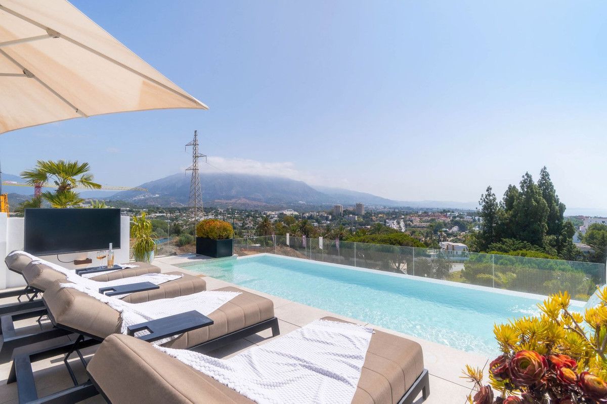 Villa Individuelle à Nueva Andalucía, Nueva Andalucía, 1/12