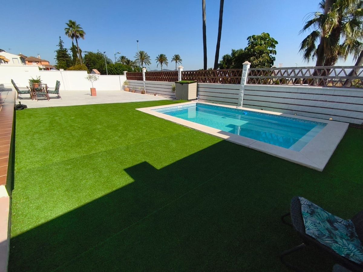Freistehende Villa in Alhaurín de la Torre, Alhaurín de la Torre, 1/12