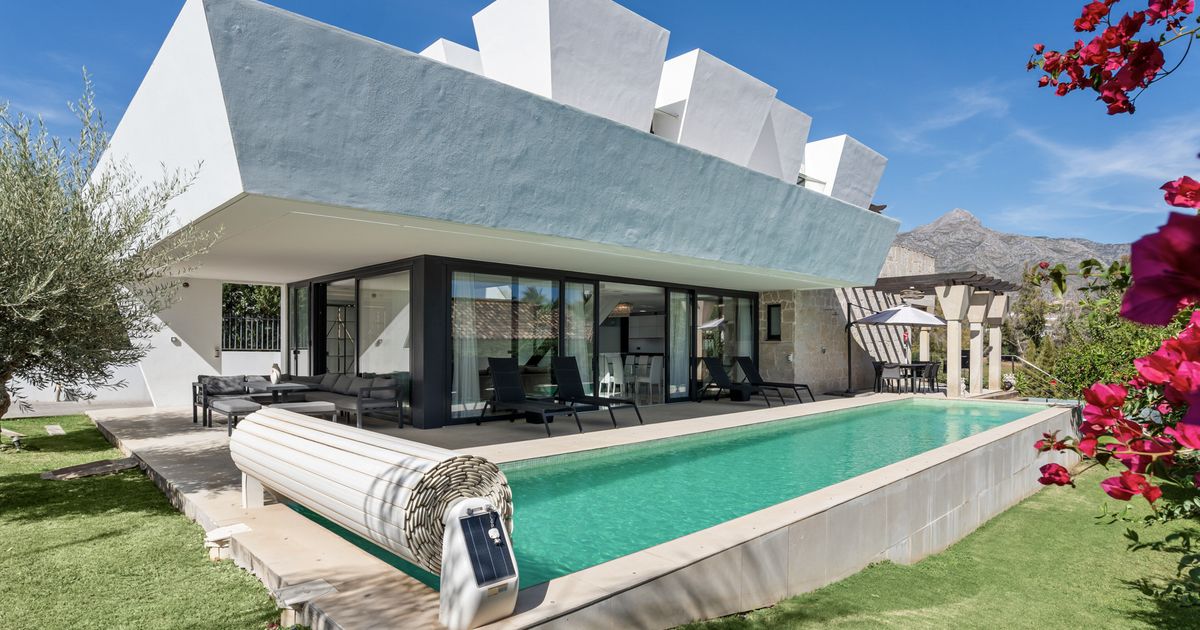 House in Nueva Andalucia, La Cerquilla, Nueva Andalucia, 1/12