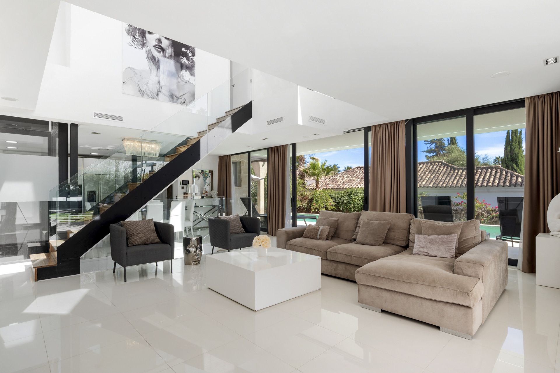 House in Nueva Andalucia, La Cerquilla, Nueva Andalucia, 3/12