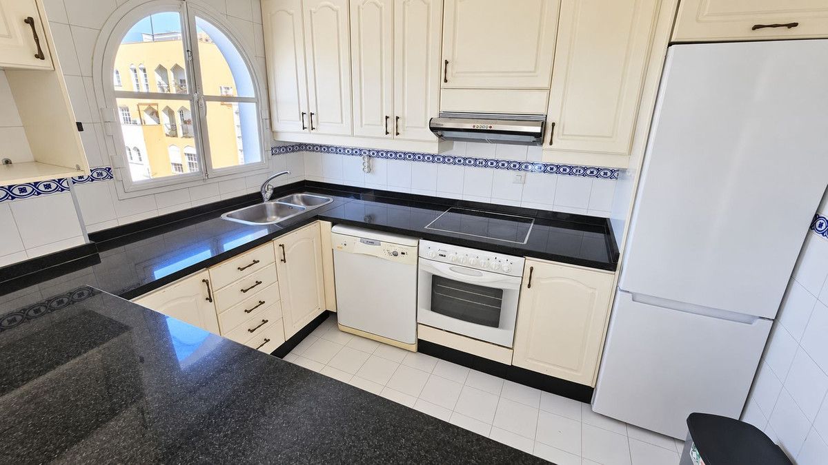 Penthouse in Estepona, Estepona, 7/12