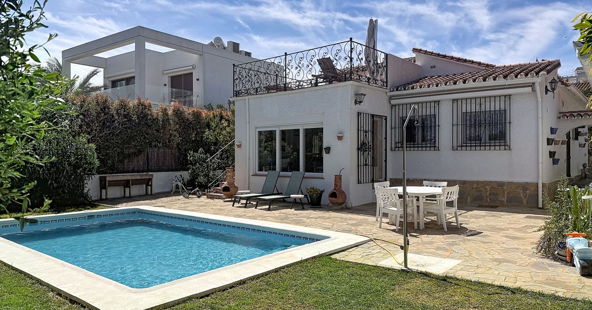 Villa in Manilva, Manilva, 5/12