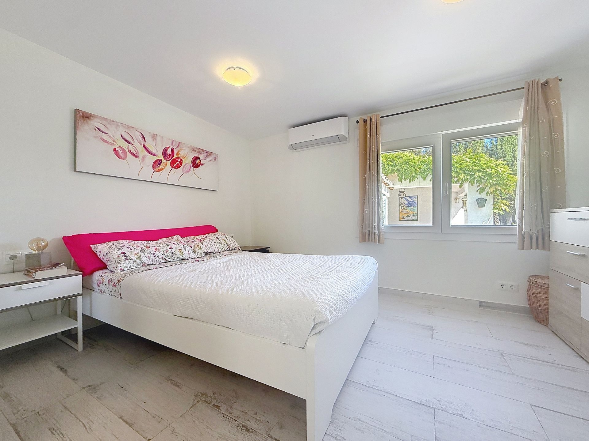 Villa in Manilva, Manilva, 9/12
