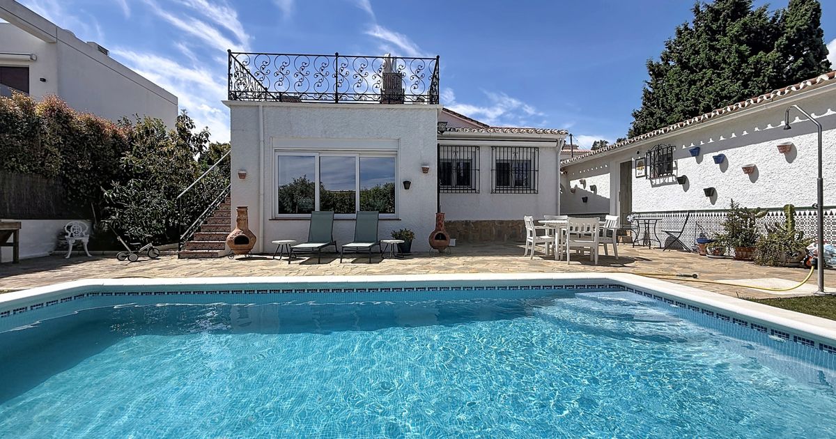Villa in Manilva, Manilva, 10/12