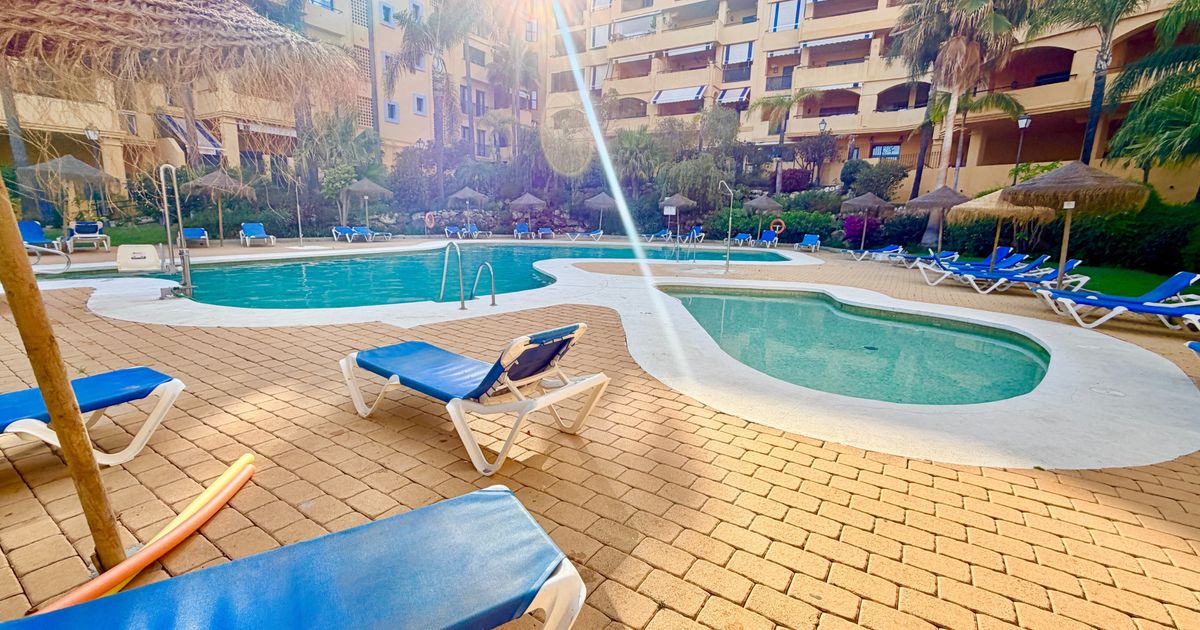 Apartment in San Pedro de Alcantara, Los Almendros II, San Pedro de Alcantara, 1/12