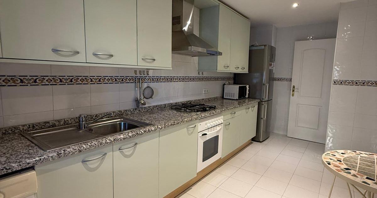Apartment in San Pedro de Alcantara, Los Almendros II, San Pedro de Alcantara, 5/12