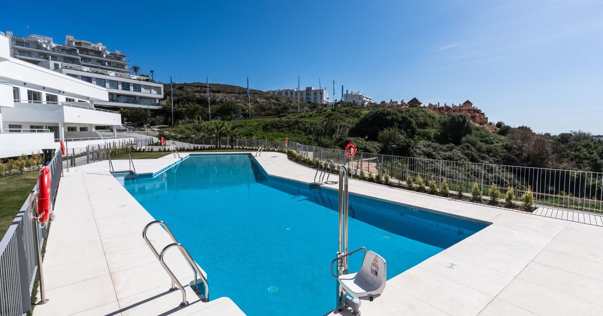 Apartment in Estepona, Estepona, 6/12