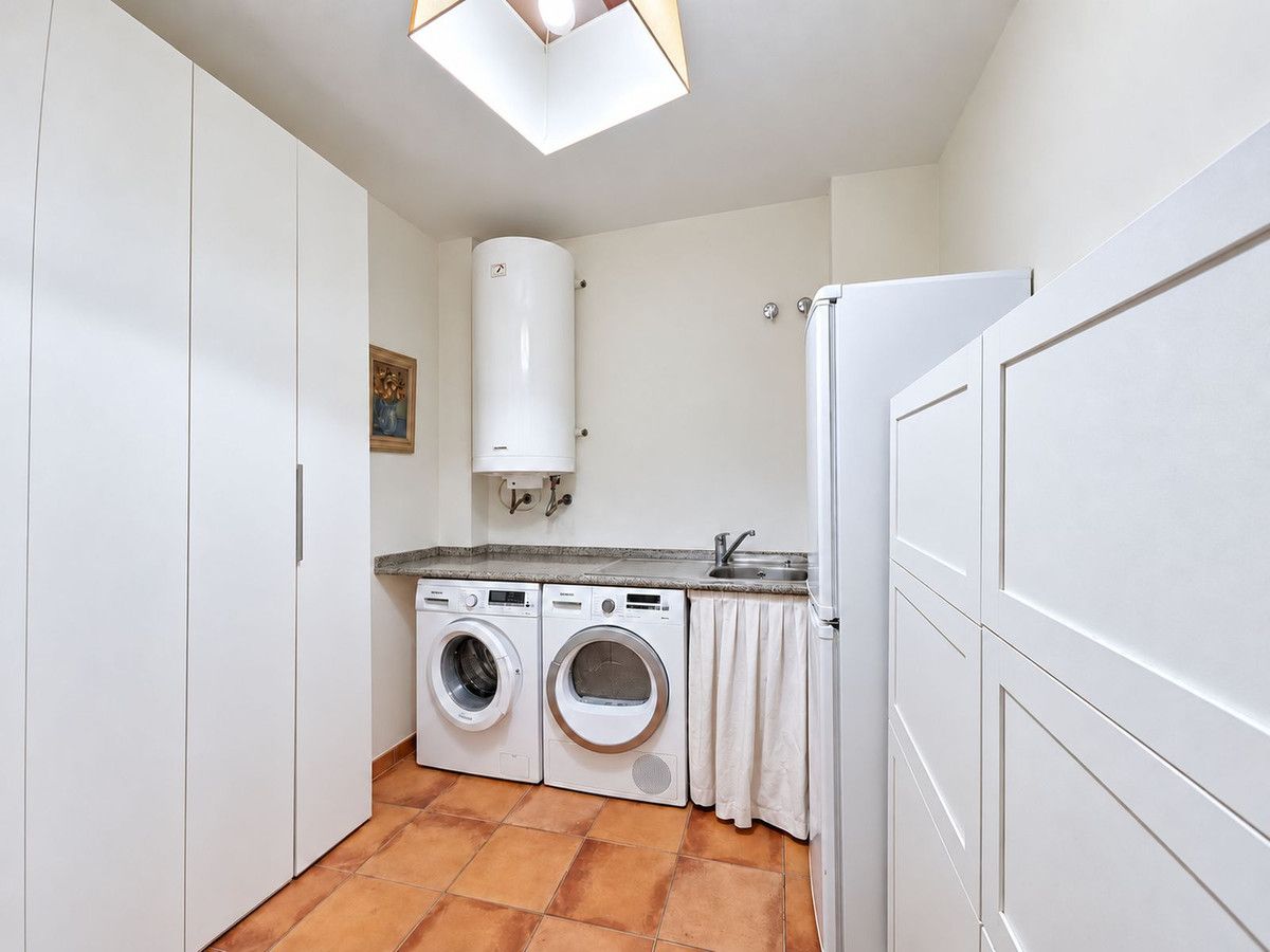 Ground Floor Apartment in Estepona, Estepona, 10/12