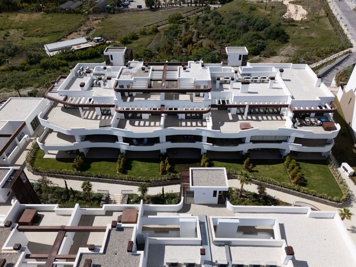 Ground Floor Apartment in Estepona, Estepona, 10/12