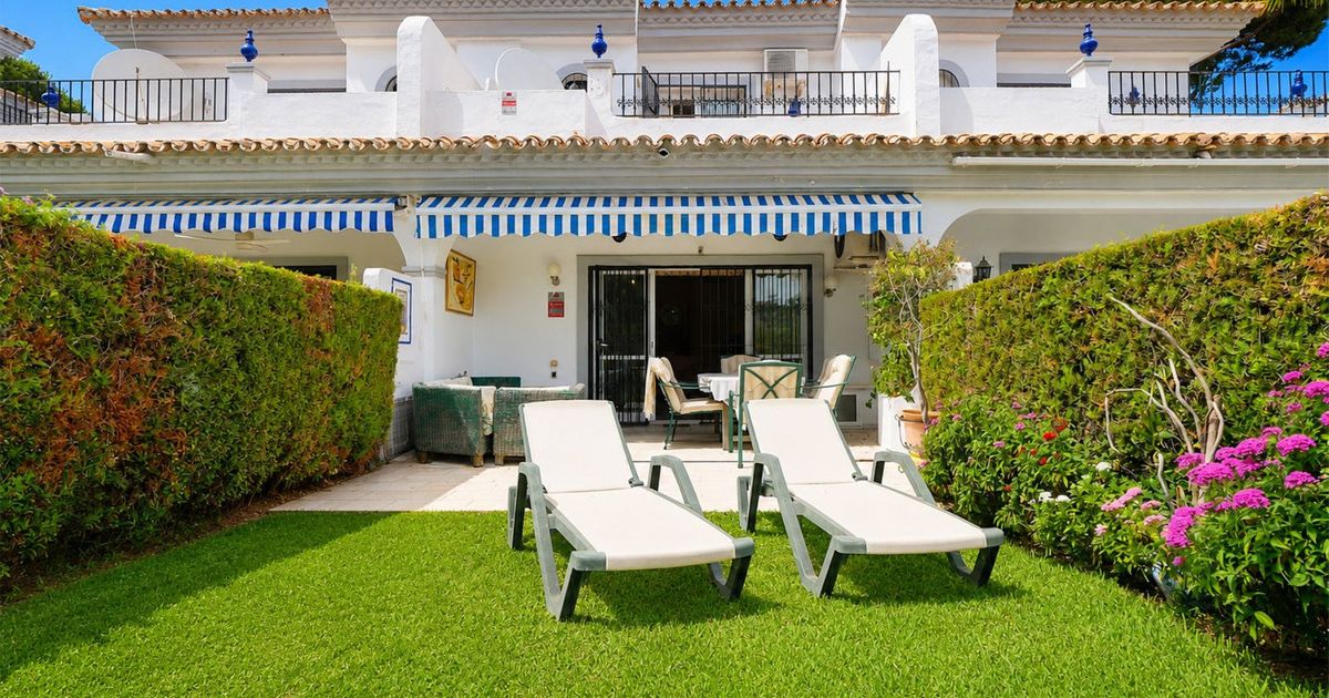 Таунхаус в Puerto de Cabopino, Puerto de Cabopino, 1/12