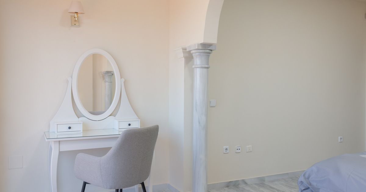 Apartment in Nueva Andalucia, Nueva Andalucia, 12/12