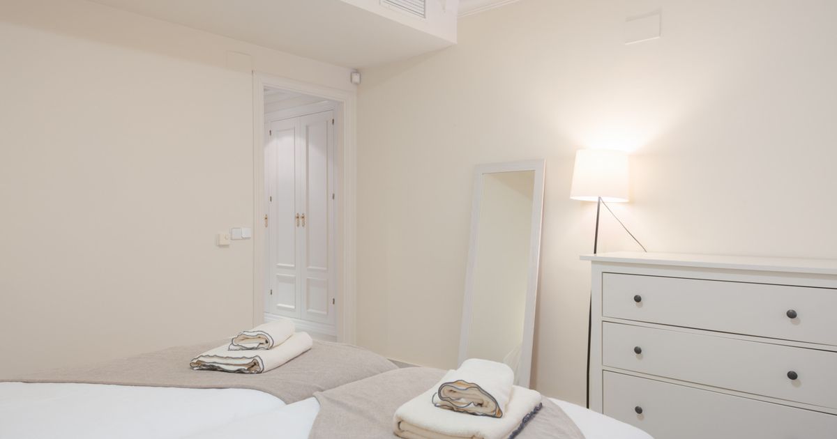 Apartment in Nueva Andalucia, Nueva Andalucia, 7/12