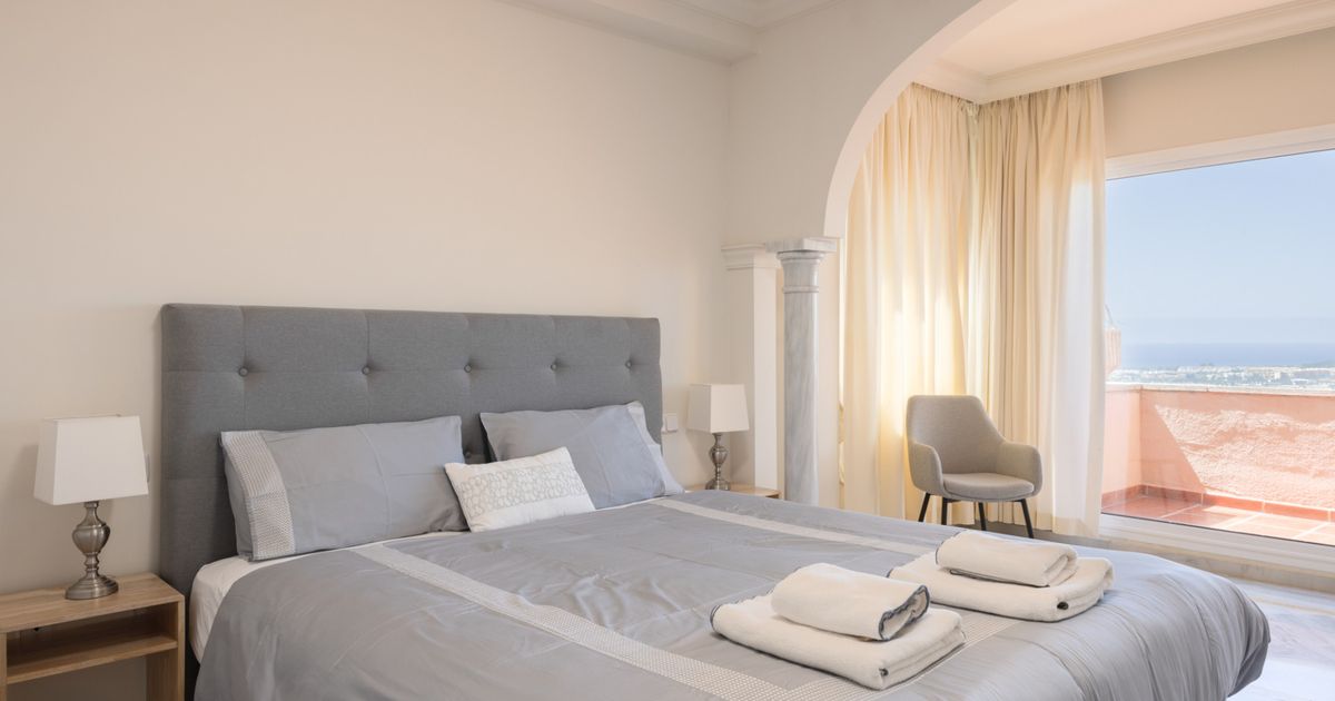 Apartment in Nueva Andalucia, Nueva Andalucia, 9/12