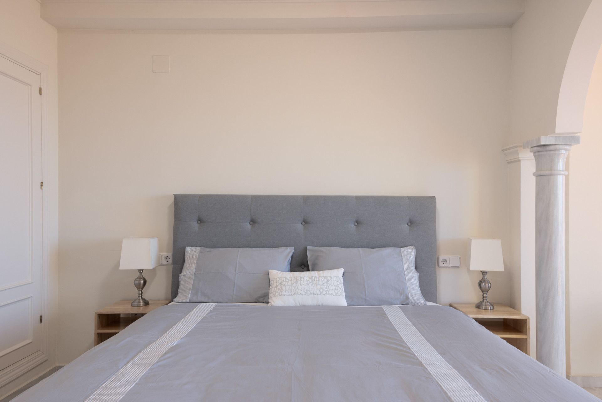 Apartment in Nueva Andalucia, Nueva Andalucia, 10/12