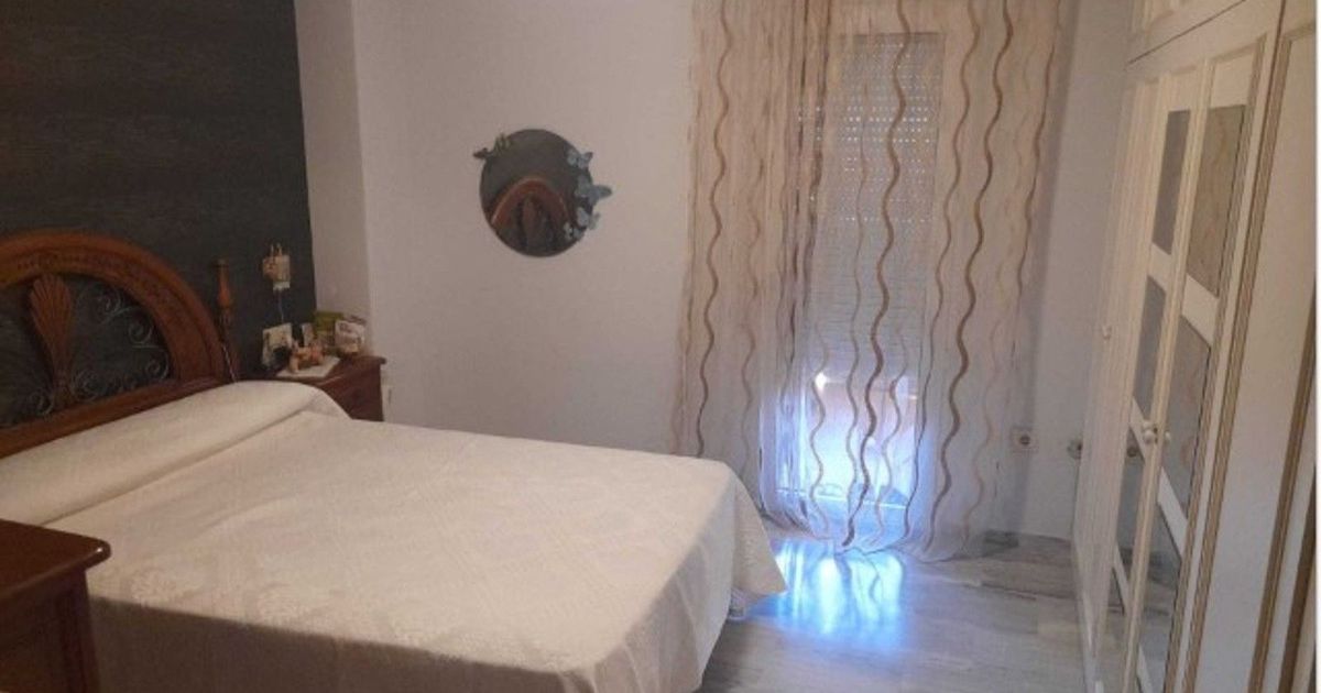 Middle Floor Apartment in Torremolinos, Torremolinos, 2/8