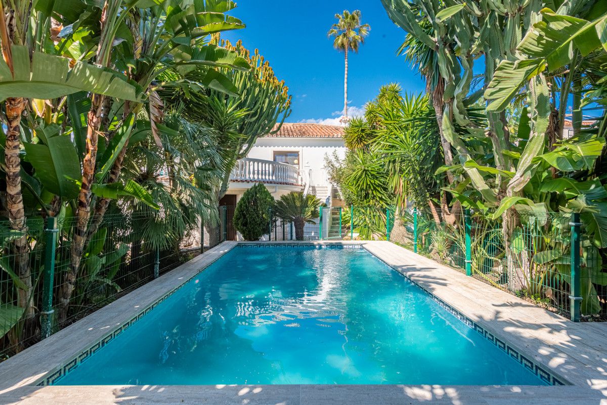 Detached Villa in Marbella, Marbella, 4/12