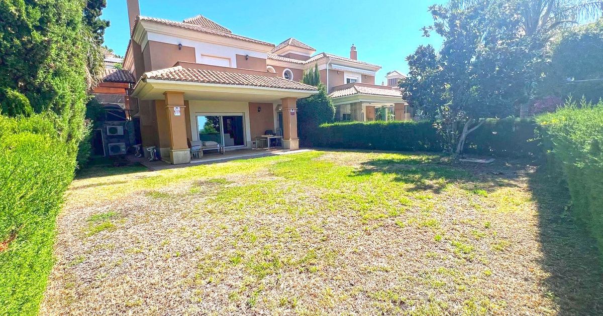 Doppelhaushälfte in Marbella, Marbella, 1/12