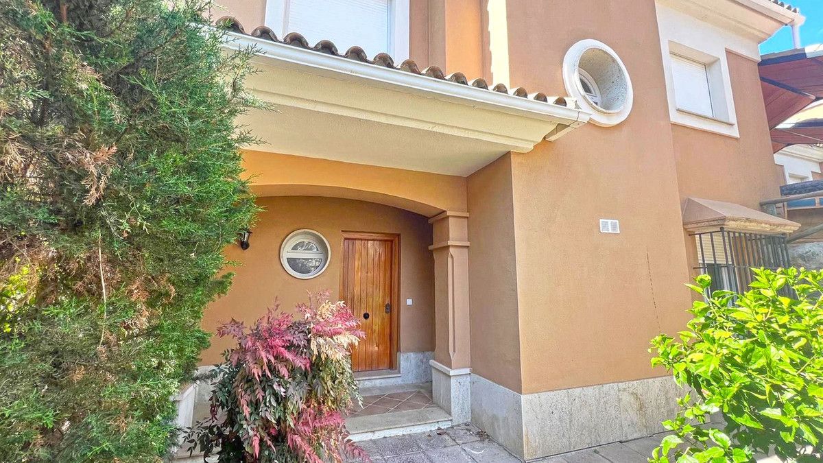 Doppelhaushälfte in Marbella, Marbella, 3/12