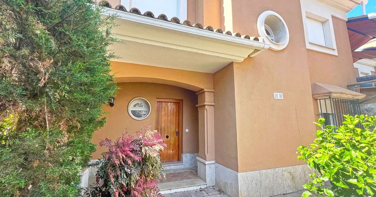 Doppelhaushälfte in Marbella, Marbella, 3/12