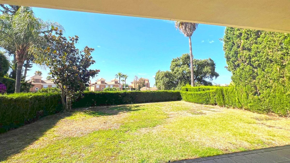 Doppelhaushälfte in Marbella, Marbella, 5/12