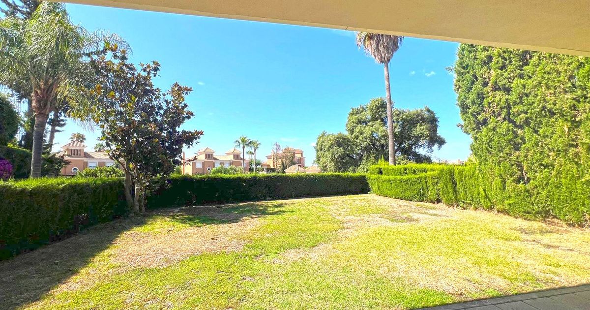Doppelhaushälfte in Marbella, Marbella, 5/12