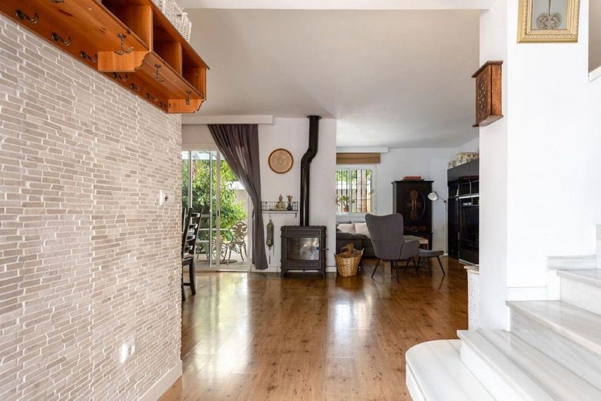 Townhouse in Nueva Andalucía, Nueva Andalucía, 8/12