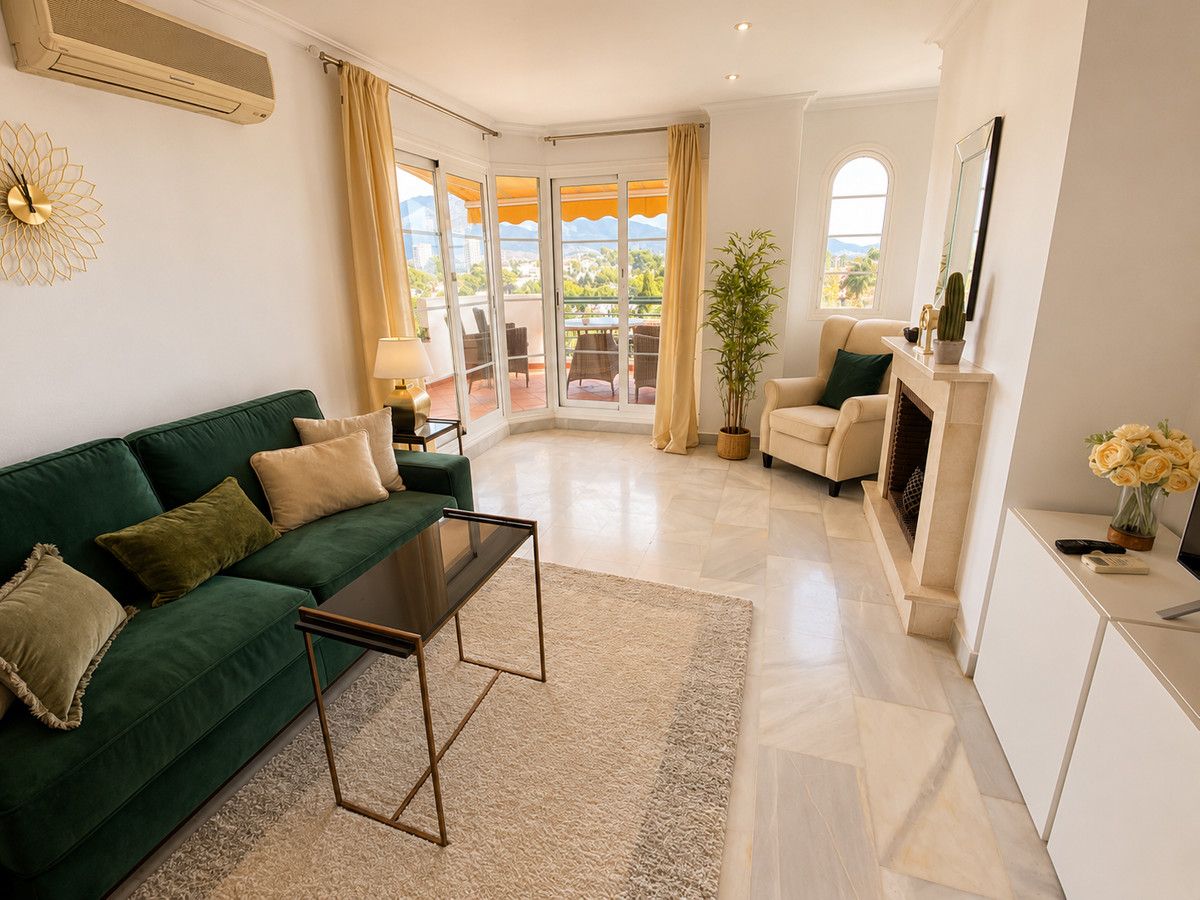 Apartament na środkowym piętrze w Nueva Andalucía, Nueva Andalucía, 10/12