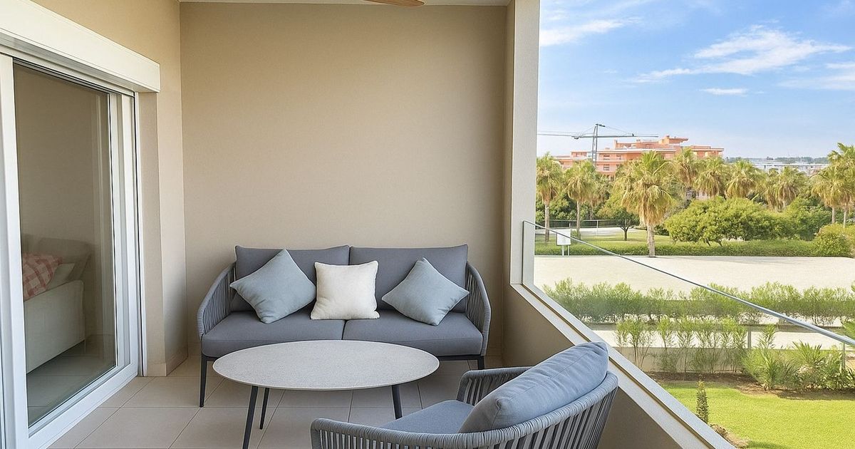 Middle Floor Apartment in Nueva Andalucía, Nueva Andalucía, 1/10