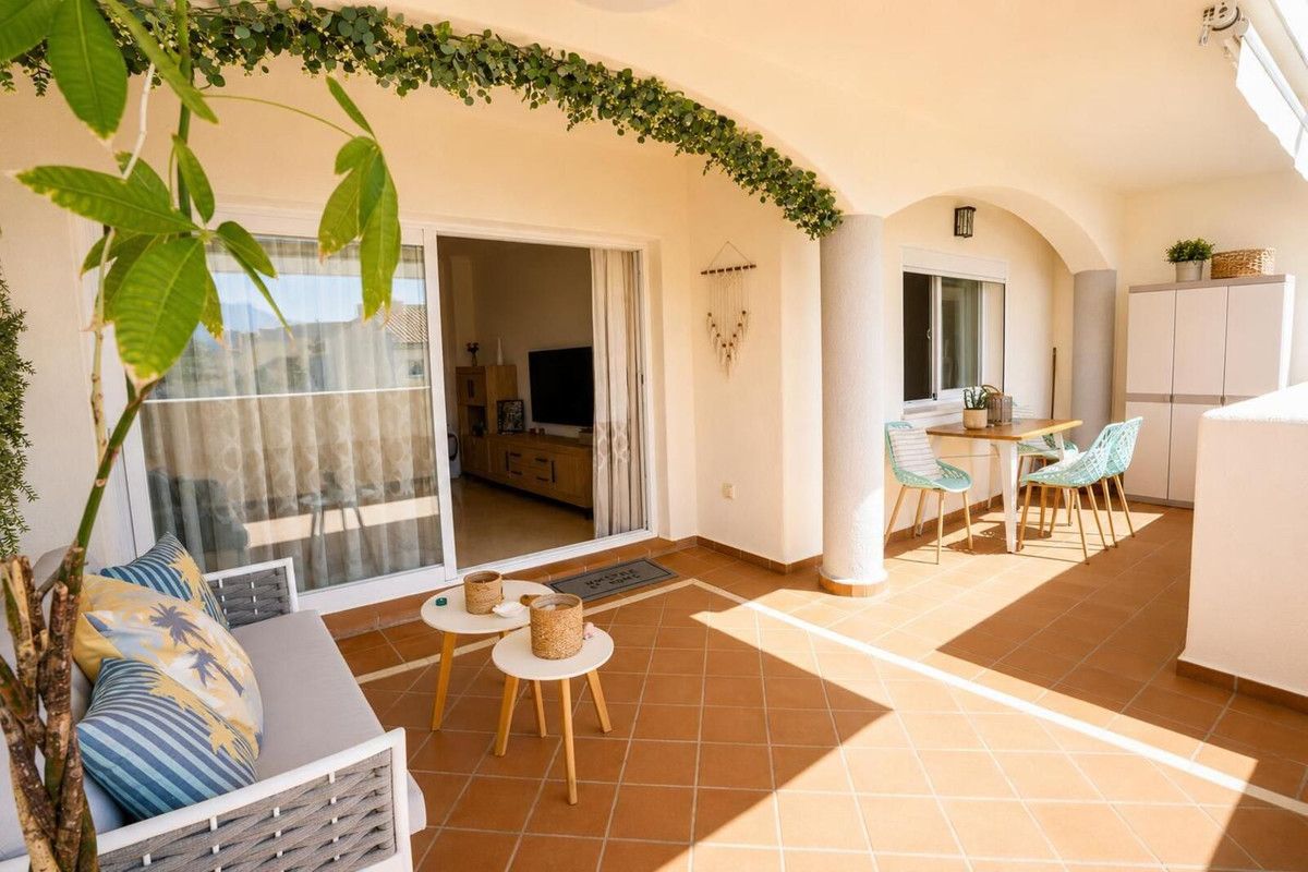 Apartamento en planta media en Elviria, Elviria, 1/12