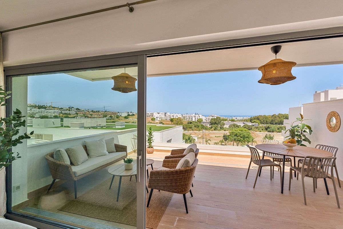 Lägenhet på mittenvåningen i Estepona, Estepona, 12/12