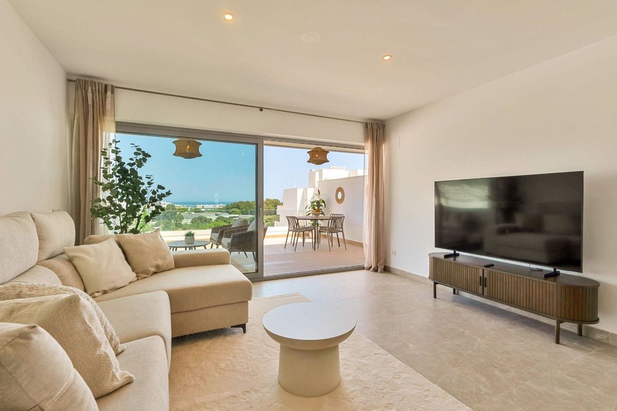 Lägenhet på mittenvåningen i Estepona, Estepona, 4/12