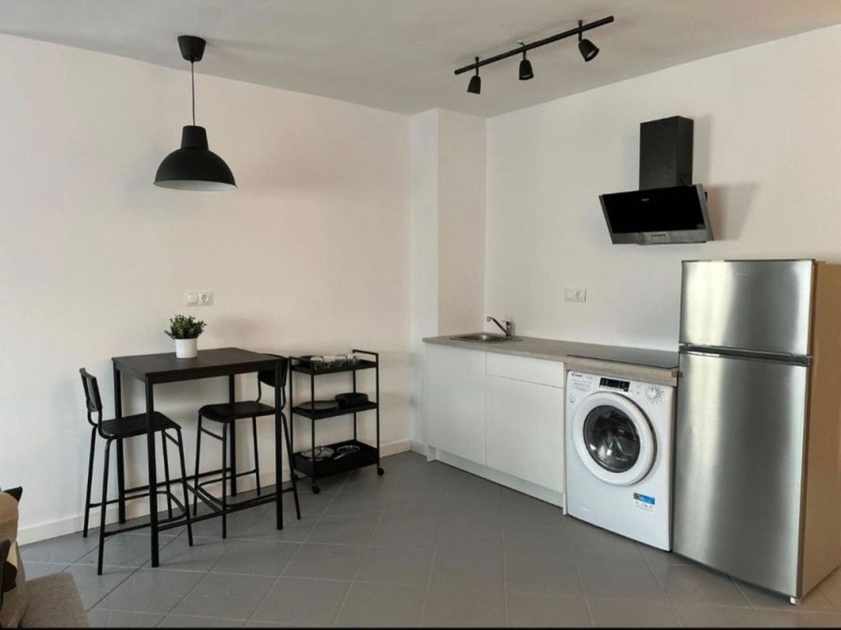 Apartamento de Planta Media en Monda, Monda, 3/9