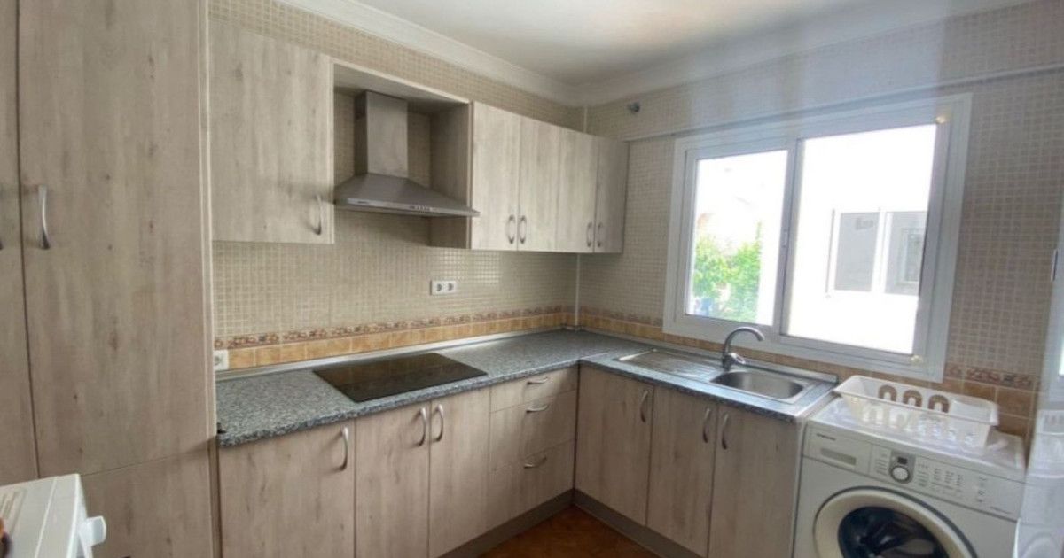 Apartamento de Planta Media en Monda, Monda, 4/9