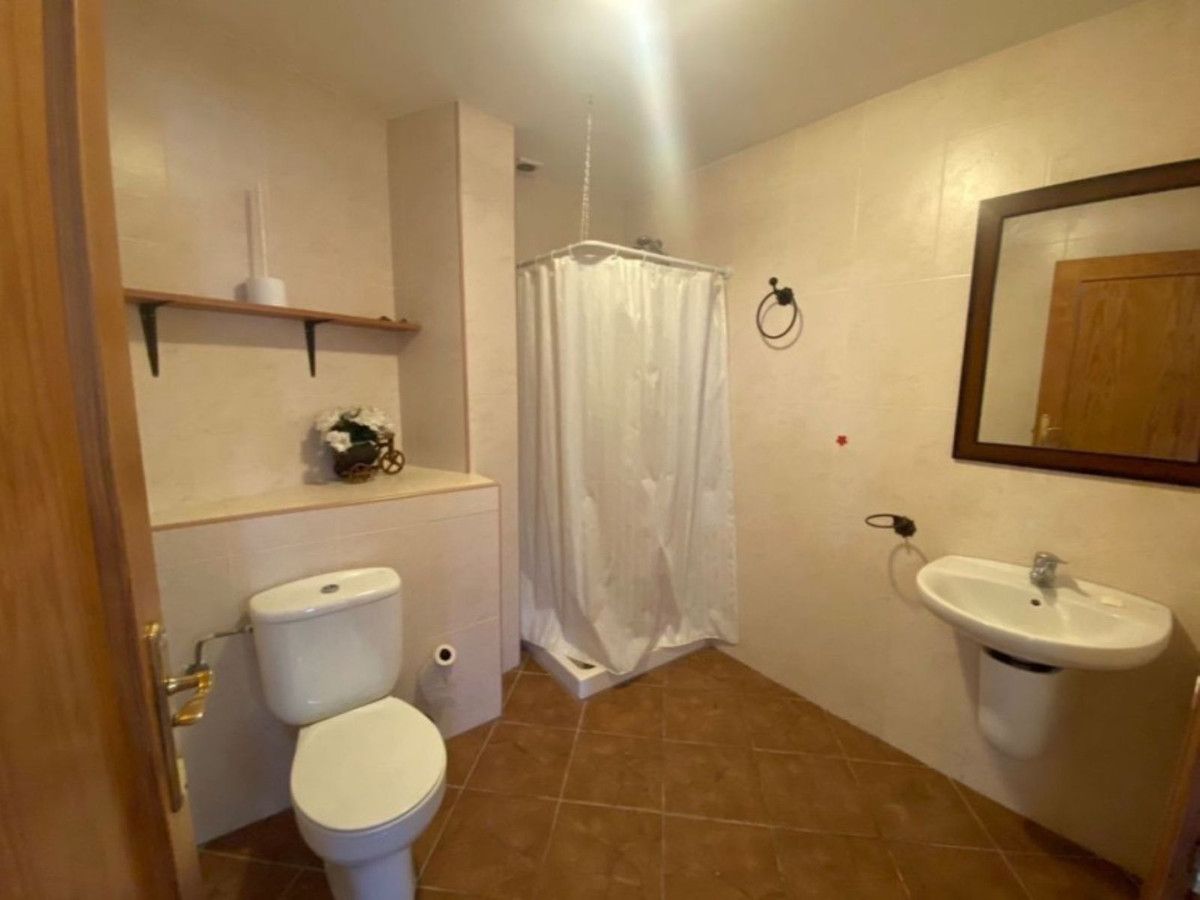 Apartamento de Planta Media en Monda, Monda, 9/9