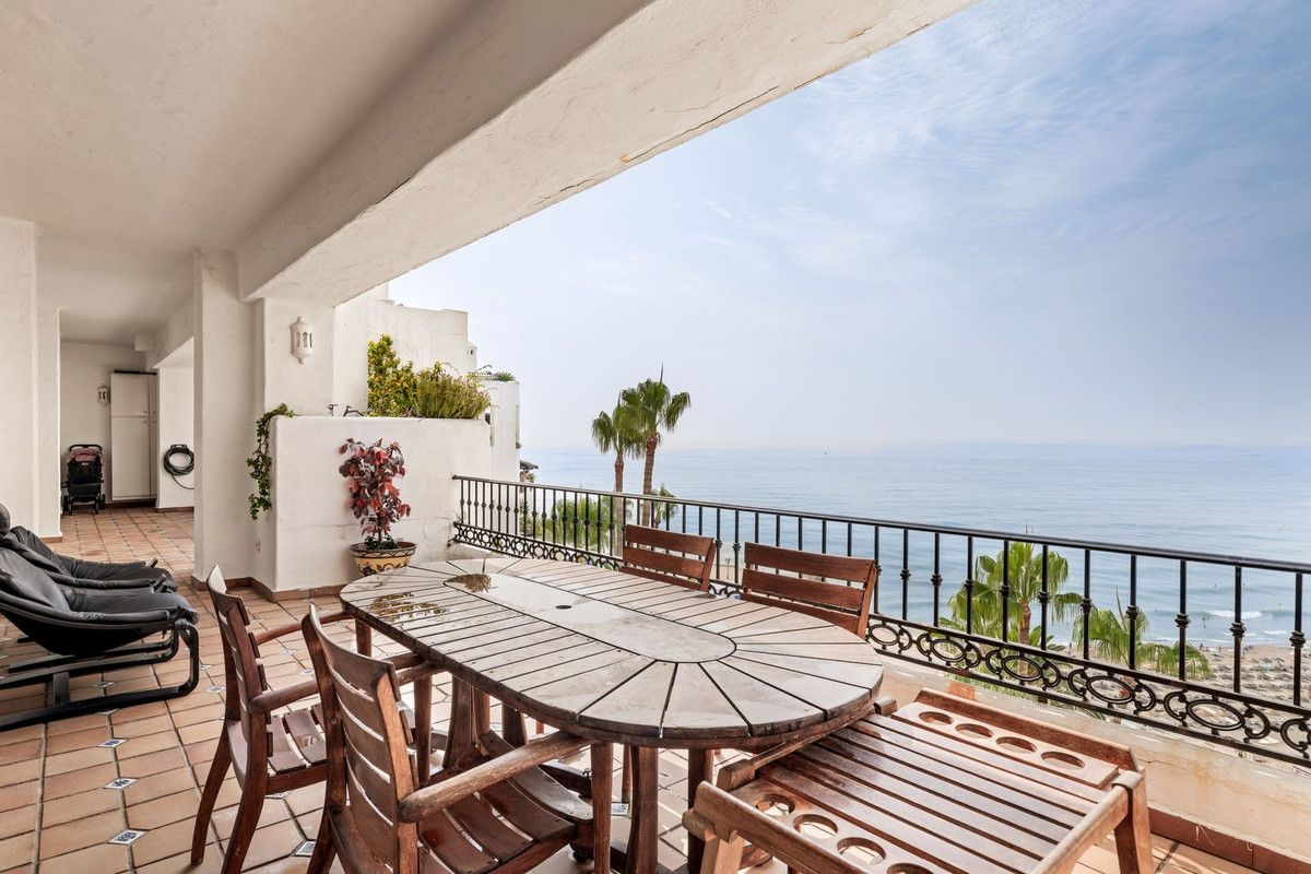Apartamento de Planta Media en Torremolinos, Torremolinos, 2/12