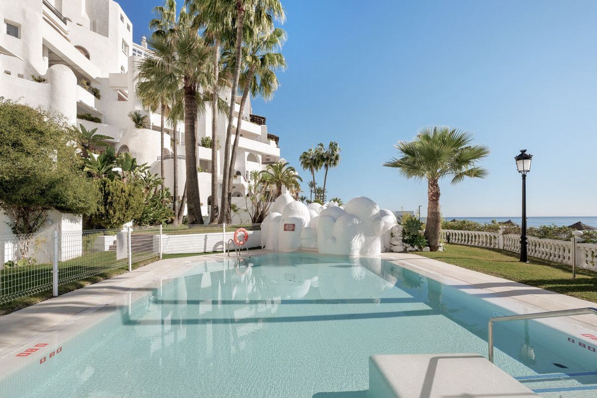 Apartamento de Planta Media en Torremolinos, Torremolinos, 12/12