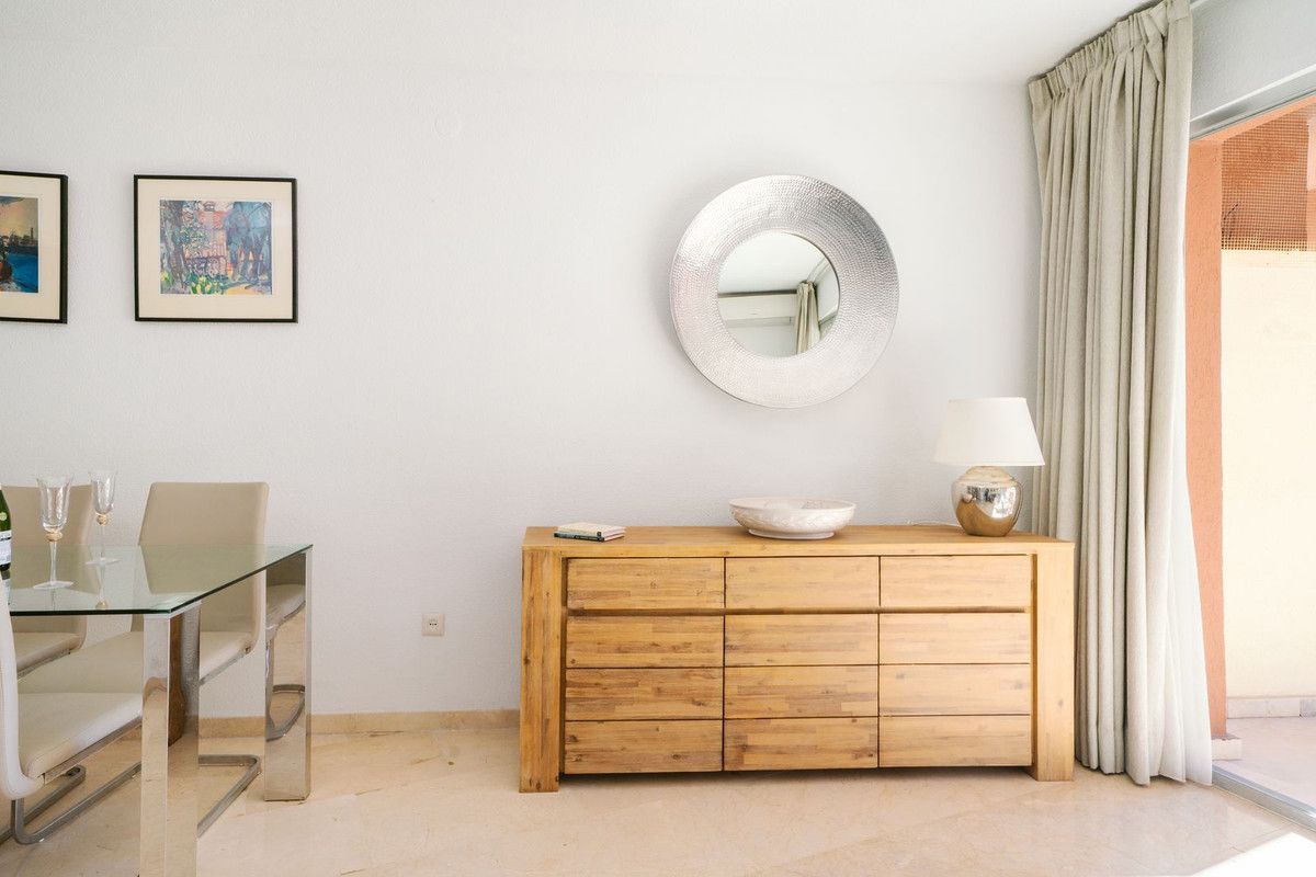 Middle Floor Apartment in Marbella, Marbella, 10/12
