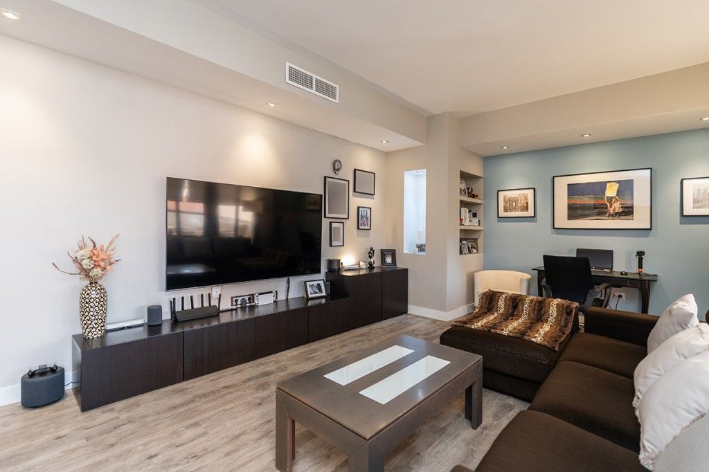 Middle Floor Apartment in Elviria, Elviria, 7/12