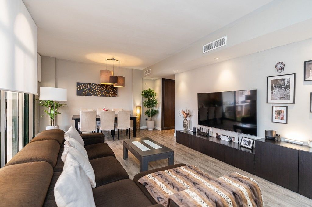 Middle Floor Apartment in Elviria, Elviria, 8/12
