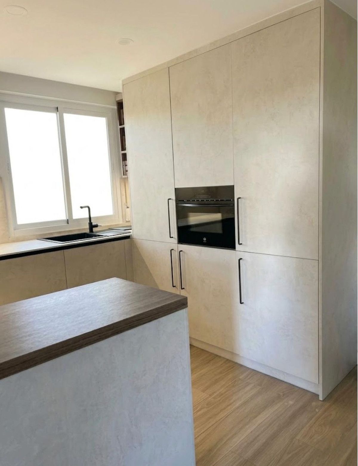 Middle Floor Apartment in Marbella, Marbella, 6/12
