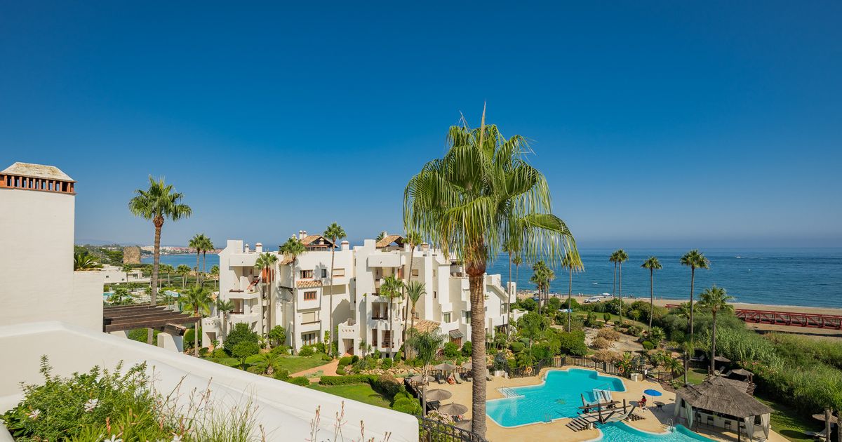 Penthouse in Estepona, Bahía del Velerín, Estepona, 8/12