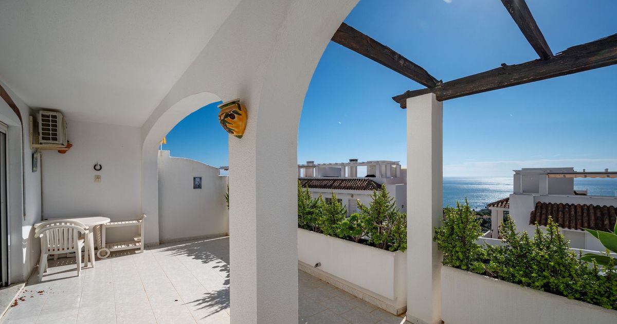 Квартира на среднем этаже в Riviera del Sol, Riviera del Sol, 1/12