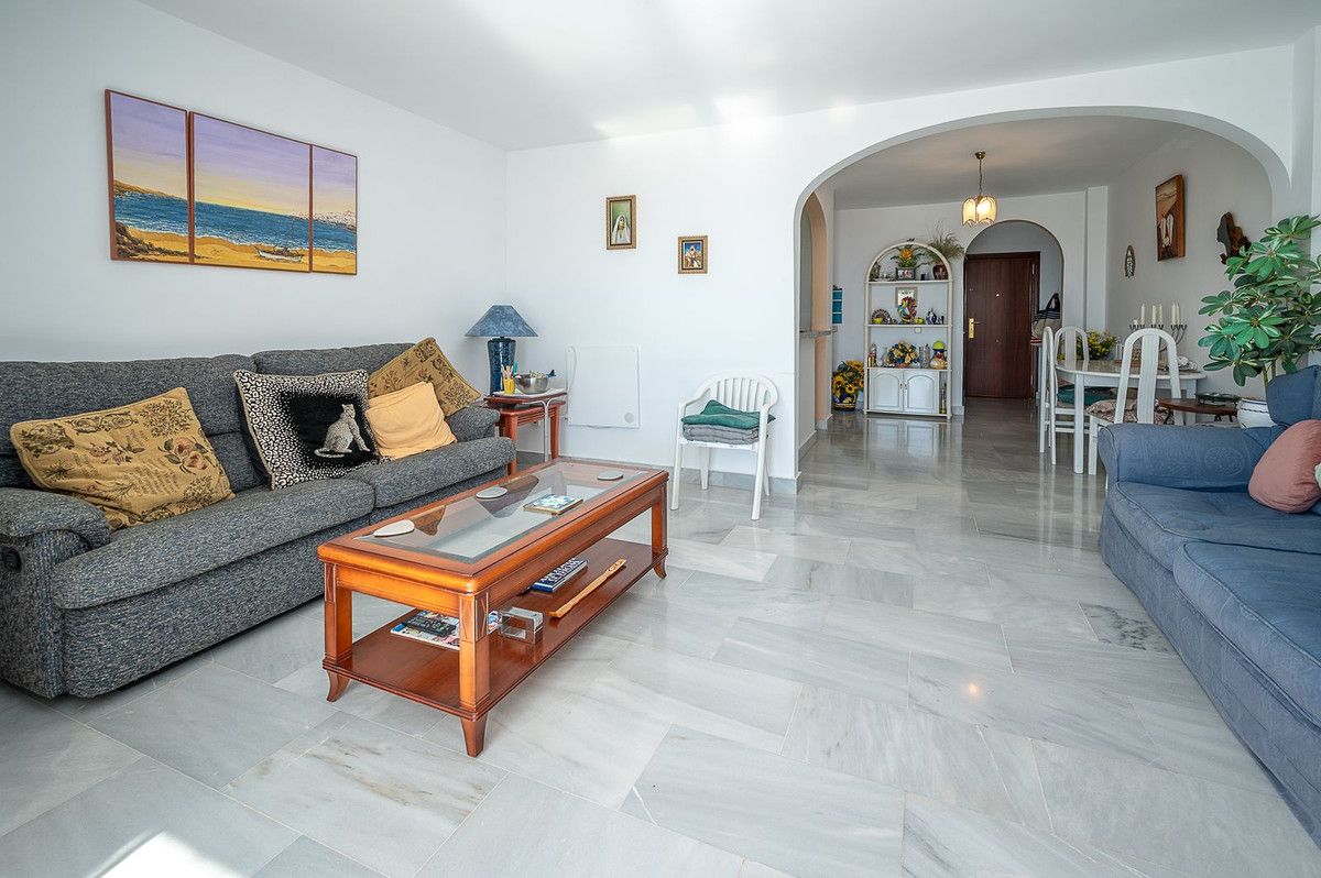 Квартира на среднем этаже в Riviera del Sol, Riviera del Sol, 6/12