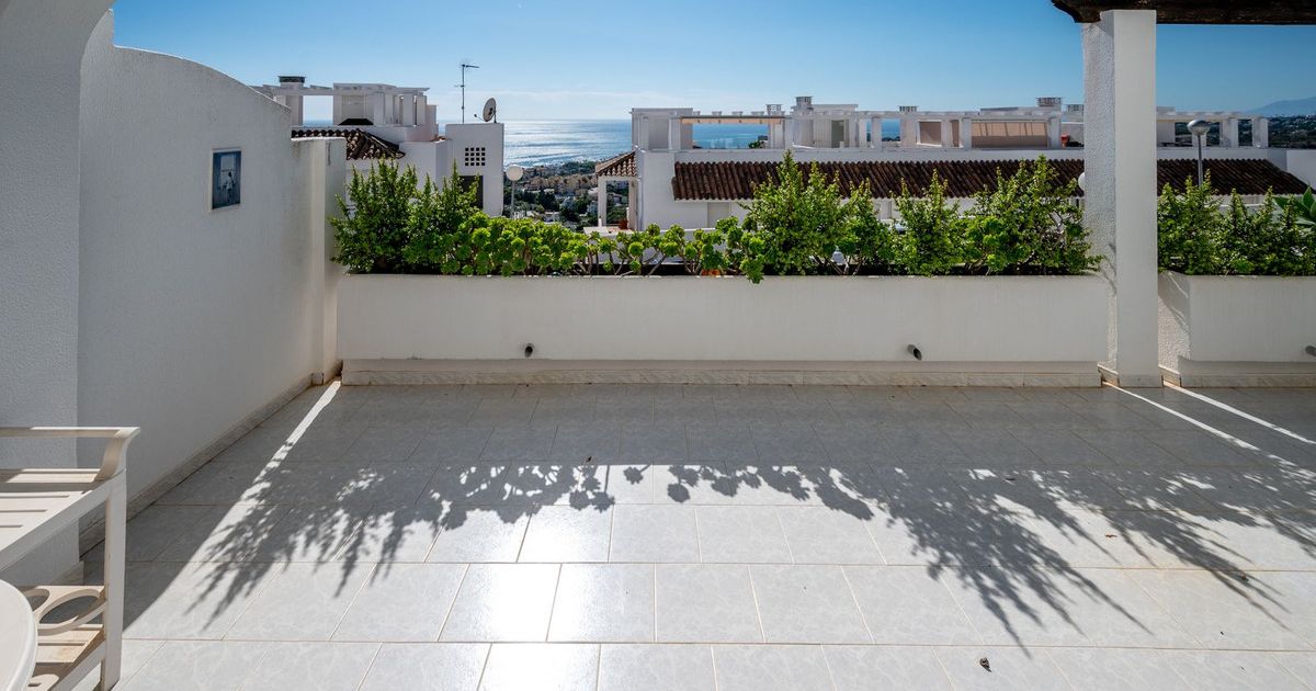 Квартира на среднем этаже в Riviera del Sol, Riviera del Sol, 9/12