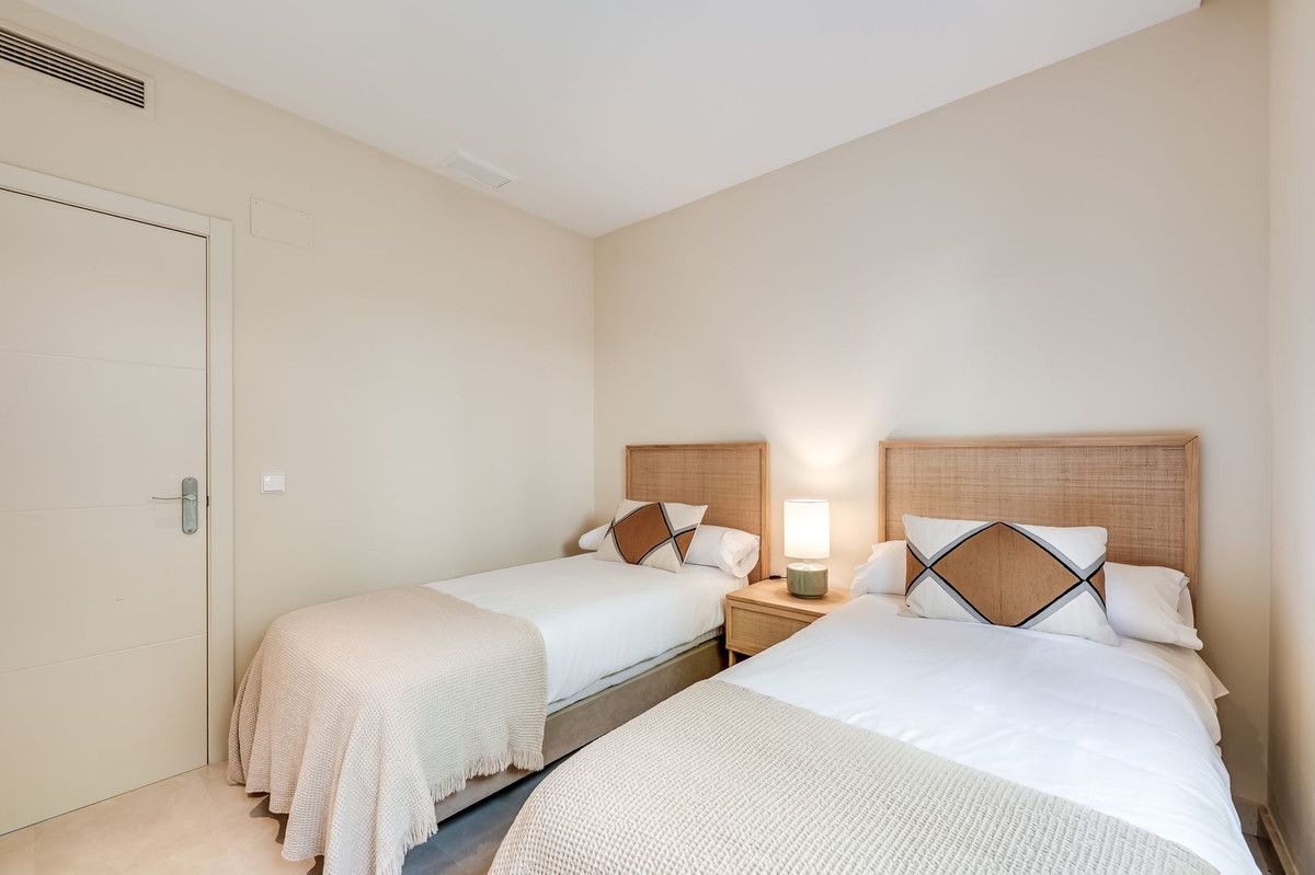 Appartement op de middelste verdieping in La Quinta, La Quinta, 12/12