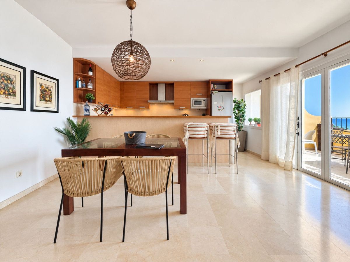 Apartamento en Planta Media en Puerto de Cabopino, Puerto de Cabopino, 4/12