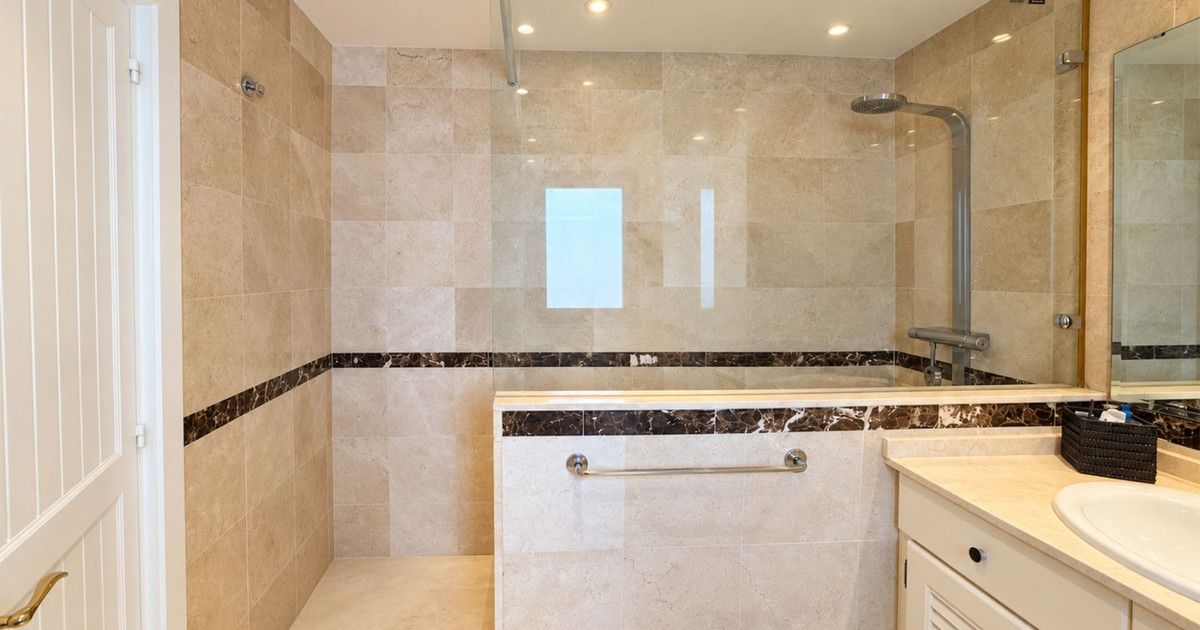 Appartement en étage intermédiaire à Puerto de Cabopino, Puerto de Cabopino, 9/12