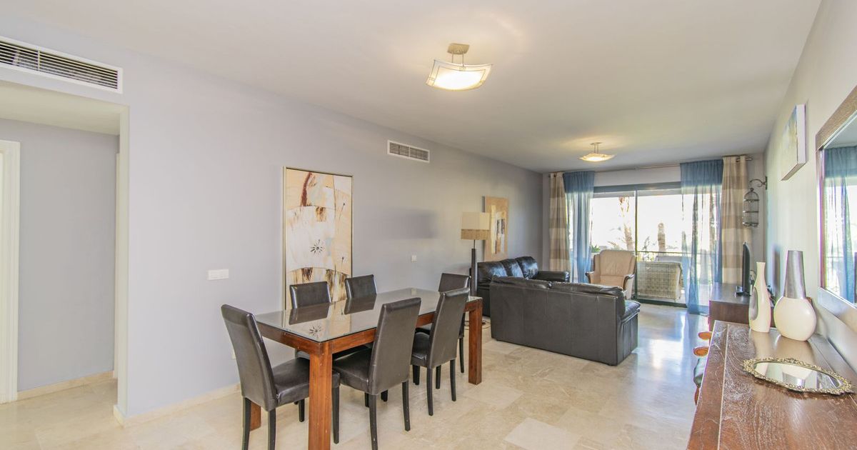 Middle Floor Apartment in Atalaya, Atalaya, 5/12
