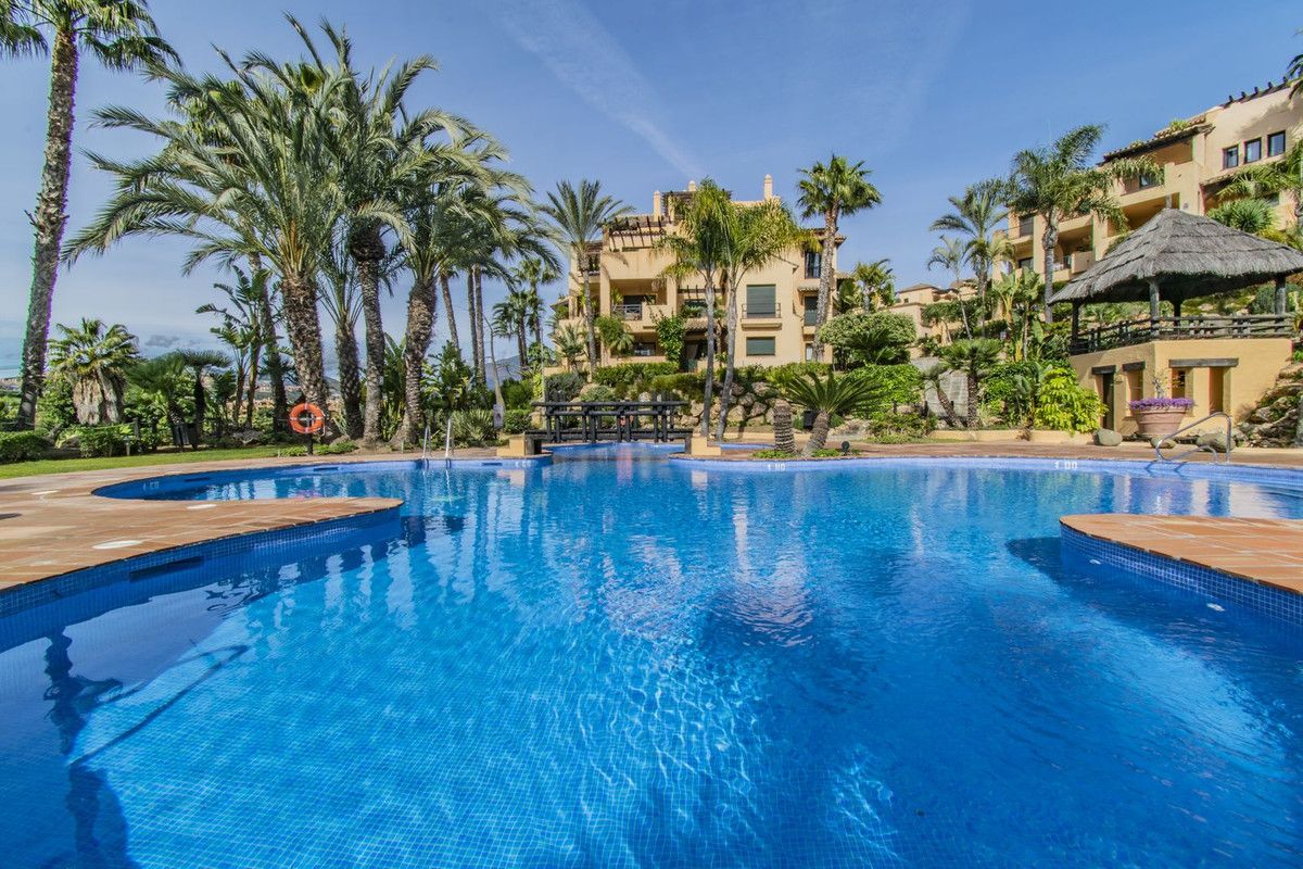 Middle Floor Apartment in Atalaya, Atalaya, 10/12
